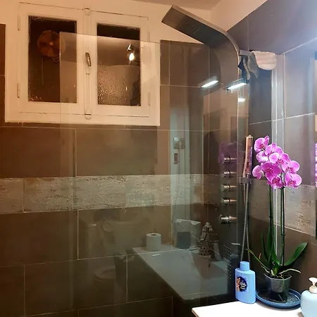 Chez Nani * Ментона